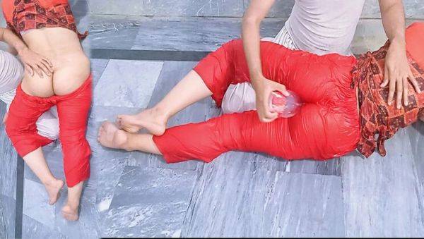 View complete scene of : Desi Bhabhi and Devar Hot Indoor Water Sex - Cute Indian Girl Fingering and Orgasm Control