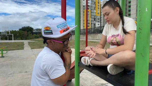 View full clip called : Julianaburning finds crying girl in park and comforts her with hard cock - Amateur Latina Anal