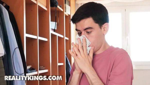 View uncut video named : Busty MILF Jada Sparks tricked into riding stepson Jordi's huge cock - Reality Kings