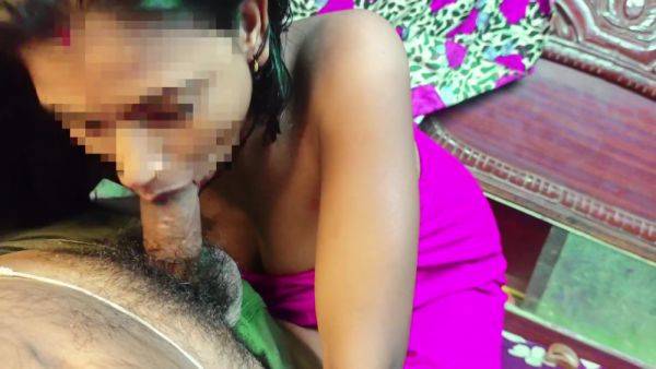 Stream this full video : Desi Hot Masterbuting And Family Sex - Village Bhabhi