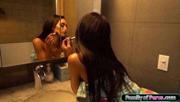 Play uncut clip titled : Step Mom Gia Vendetti Gets Hardcore Face Fuck From Step Son Tyler Steel