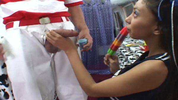 Play this hardcore movie named : Alexis Love, Will Powers And Alex Love In Gets Fucked In The Pussy