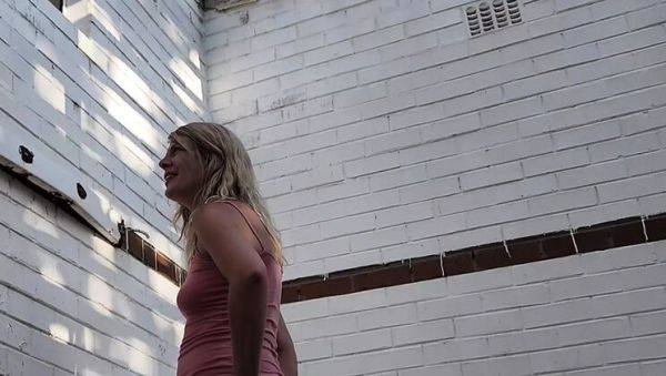 View the HD scene of : Amateur Blonde Quickie Outdoor Public Sex - Sparowdox Homemade Fucking