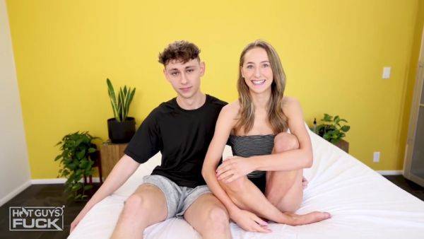 Stream this HD clip : Madison Peach & Dallas Diamond Hot