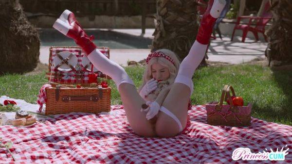 Play this HD clip : October 2022 Flavor Of The Month