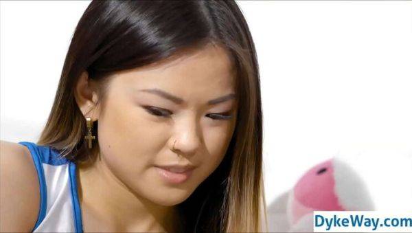 Play the complete movie : Lulu Chu New Cheerleader Lesbian Captain Fuck