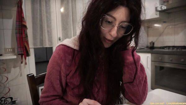 View uncut clip of : Italian Amateur Girlfriend ElivaLove Fucks in Bedroom with Rough Sex and Creampie Finish