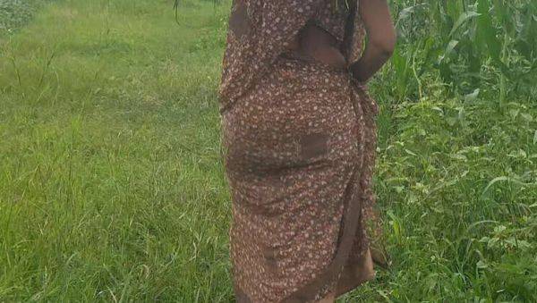 Enjoy watching HD scene titled : Bhabhi Devar Outdoor Sex - Sukunmi Fucked Hard in Paddy Field, Cum Swallow & Doggy Style