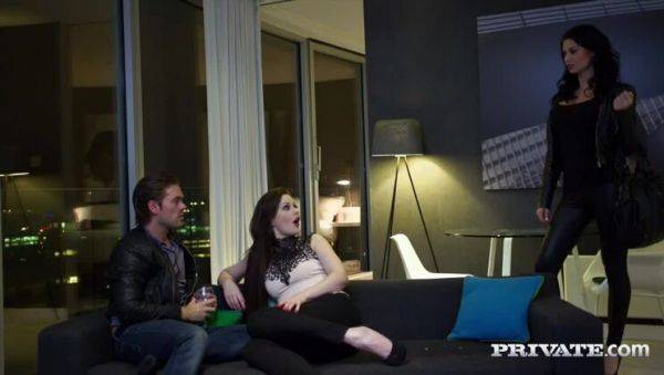 Stream the uncut scene titled : Samantha Bentley is Tina Kay’s Sex Slave Who Loves Hardcore Fucking