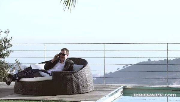 Play uncut movie named : Julia Roca Has Her Hairy Pussy Pounded in the Office