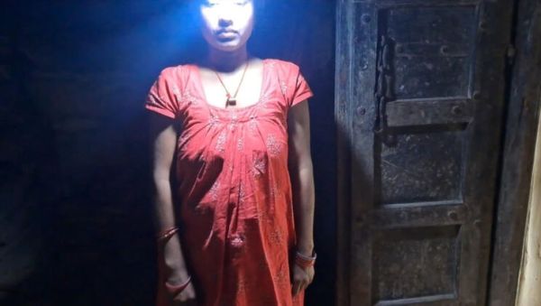 View uncut scene named : Indian Teacher Priya Farting Loud in Outdoor Sex - Hindi Audio Hard Fuck