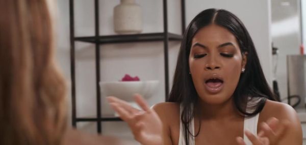 View full clip called : You two want us to pussy squirt for you