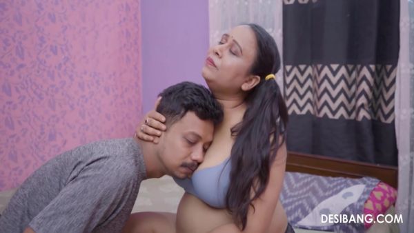 Stream full video titled : Desi Bang In Chubby Indian Wife Makes Her Husband Hard At