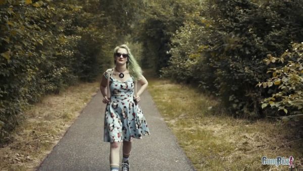 View full scene called : Naughty College Girl Linda Lush Gets Bukkaked by Flashers in the Woods