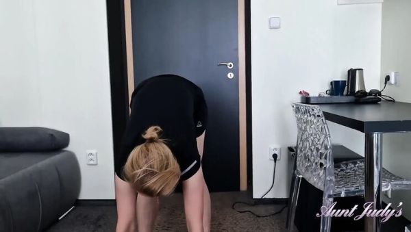 Enjoy watching HD video titled : Busty Amateur MILF Wanilianna Hot Workout Solo Masturbation Orgasm