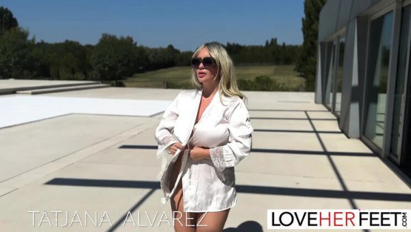 Play this uncut clip titled : Big Tits MILF Tatiana Alvarez Outdoor Massage Fuck with David Perry