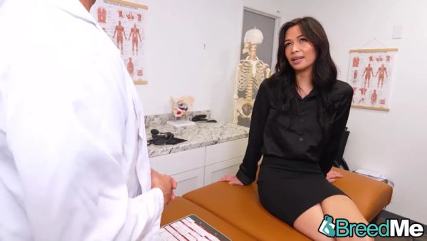 Play hardcore video : Gets A Very Thorough Physical Test And A Huge Creampie - Scarlett Alexis