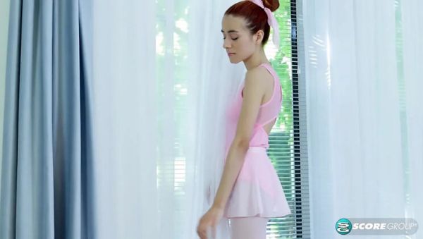 Play the HD video of : Little Chloe the Spinner Rides Suction Dildo till She Cums