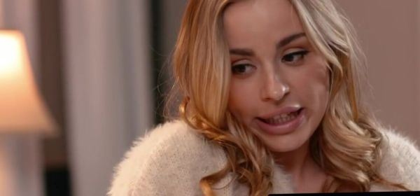 View this full clip of : Lonely Petite Alexis Tae Has Passionate Sex With PAWG Roommate Anna Claire Clouds , episod 2
