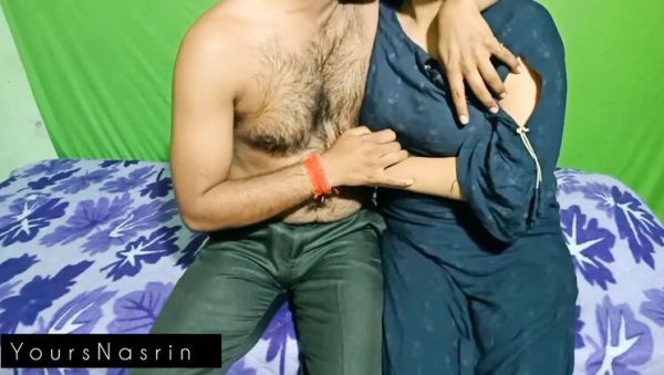Play uncut clip titled : Naughty Desi Bhabhi Fucked by Debor on Bed – Homemade HD Video