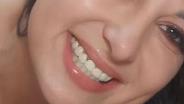 Watch uncensored video of : MILF wife wakes me up with morning blowjob and licks cum