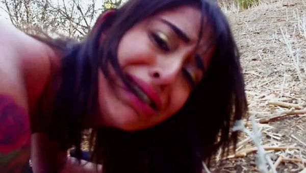 Enjoy watching the complete video called : Penelope Stone takes huge cock outdoor facial