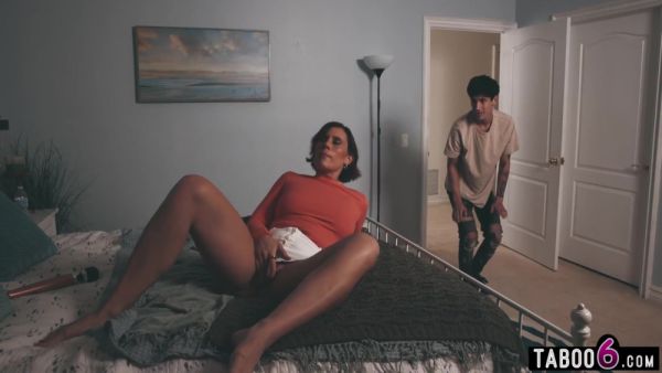 Enjoy watching the uncensored video named : Middle Eastern Stepmom Milf Caught Pussy Squirting By Her Stepson With Kell Fire