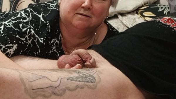 Enjoy watching complete clip : StepMom Zona901 Gives Blowjob and Swallows Cum - Russian MILF Deep Throat