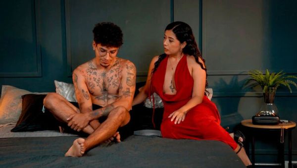 Play this HD scene named : Stepmom Cheers Up StepSon After Breakup - Lina Henao Fucks Thiago Lopez Doggystyle