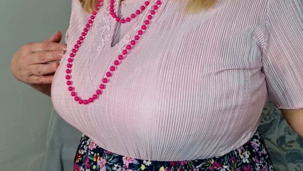 View the hardcore movie called : Amateur BBW MILF Homemade - Sliding Cock Inside Her Aching Cunt