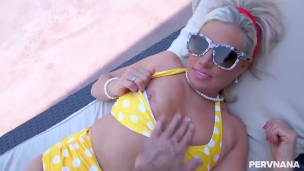 Enjoy watching the uncut scene named : Comforting Granny - Payton Hall