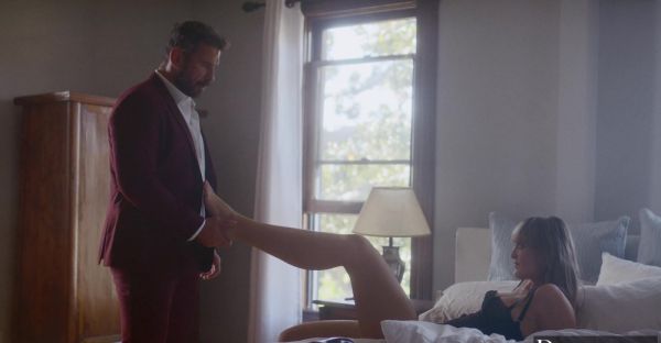 Stream the uncensored scene : Daring divas devour Manuel's meat in wild ways