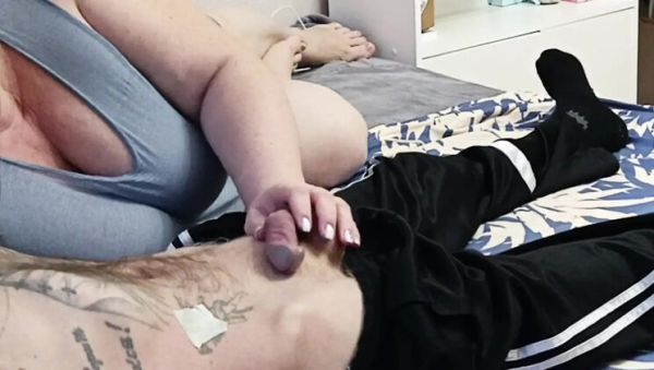 Play this uncensored clip called : Neighbor MILF Zona901 Deep Throat Blowjob & Cum In Mouth Swallow