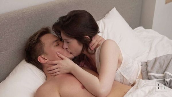 View this uncensored movie named : Perfect Penis Makes Her Cum Hard! Wild Blowjob & Real Orgasm with Hot Pearl 4K