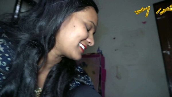 Play the uncut clip named : Indian Couple Real Homemade Sex - Ksalve & Skadam Natural Desi Blowjob & Handjob