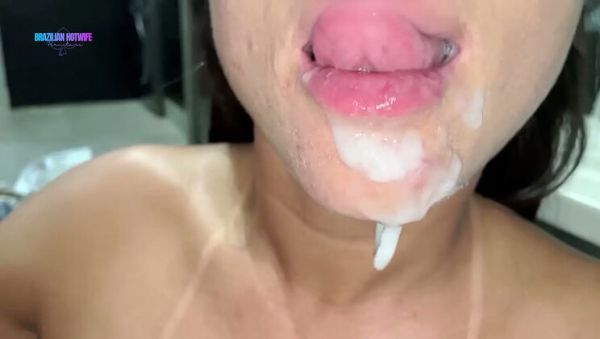 Watch full scene of : Brazilian Hotwife Makes Cuckold Taste Cum From Big Booty Anal DP 2025