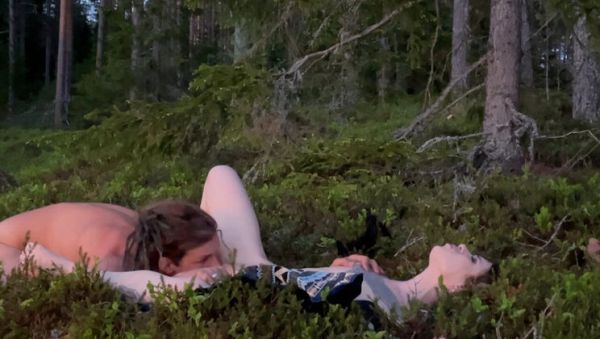Watch this HD scene titled : Swedish amateur couple first time in forest - Sessa Skye gets fucked doggystyle 4K