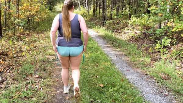 Stream this complete clip : Dean ChinWetter & Nichole Madison Fuck Hard Doggy Style on the Road - Outdoor Blowjob & Cumshot