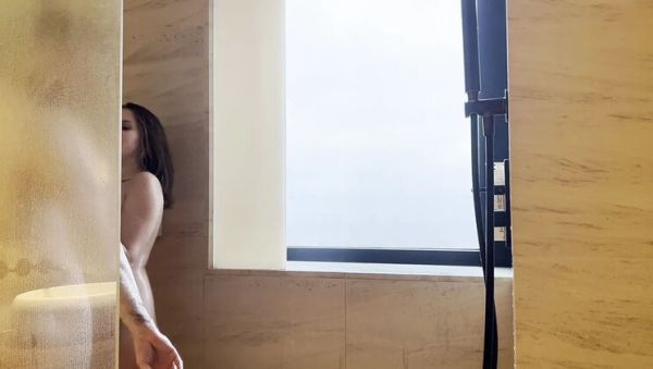 Stream the hardcore clip titled : Behind the Scenes Blowjob & Fuck: Horny 19 Year Old Blonde College Girl in Shower After Casting