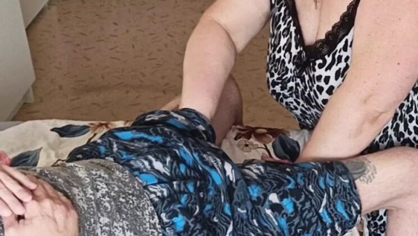 View the hardcore scene : Stepmom Deep Throat Blowjob Makes Me Cum Hard - Zona901 Russian MILF