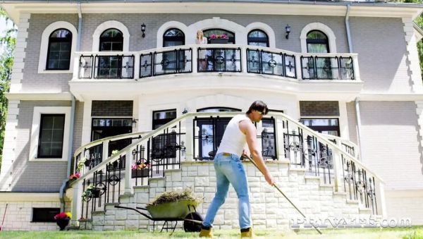 Enjoy watching this hardcore movie titled : Anny Aurora Just Turned 18 Birthday Sex with Thomas Crown - Outdoor Public Creampie