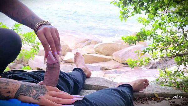 Play complete video called : Beach Handjob Surprise Cumshot - Amateur Couple Outdoor Sex