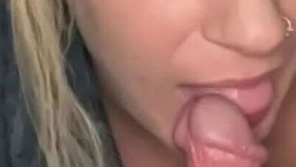 Play uncensored movie titled : Streetwalker Bunny deepthroats cock in car backseat POV then shows cum in mouth