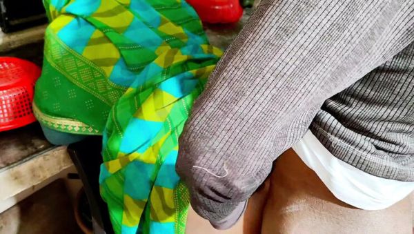 Play HD clip : Desi Bhabhi Hardcore Fuck in Kitchen with Hindi Dirty Talk - Indian Aunty Rough Sex