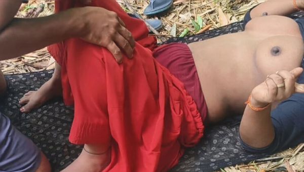 Stream the HD clip called : Desi Aasha Ji Gives Her Rich Latina Stepsister Anal Fuck & Squirting Orgasm