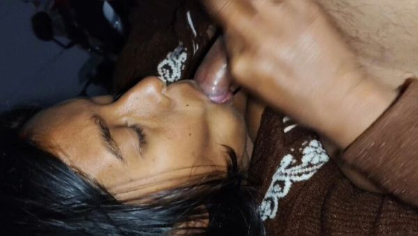 View complete video of : Desi Bhabhi Permi Pooja Gives Morning Blowjob to Stepfather - Village Hindi Sex Movie