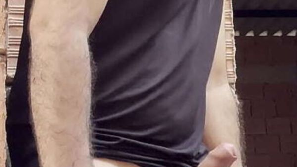 Watch the uncut scene called : Colombian amateur Fabercito fucks Emelyn Hot outdoors risky public sex cum on street