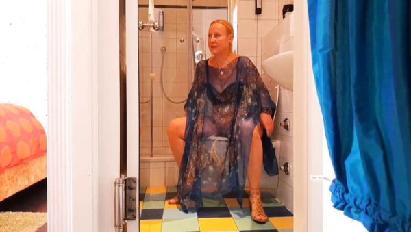 Stream this hardcore video : Selena701 Gold Rain Pissing Fetish & Sex in Heels - German MILF Big Tits Blowjob Cumshot