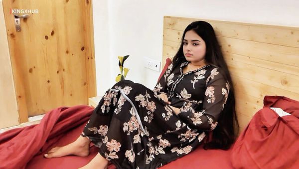 Play this uncensored movie of : Desi Bhabhi Angry Sharing Bed With Me - Full Hindi Dirty Talk & Hotel Sex