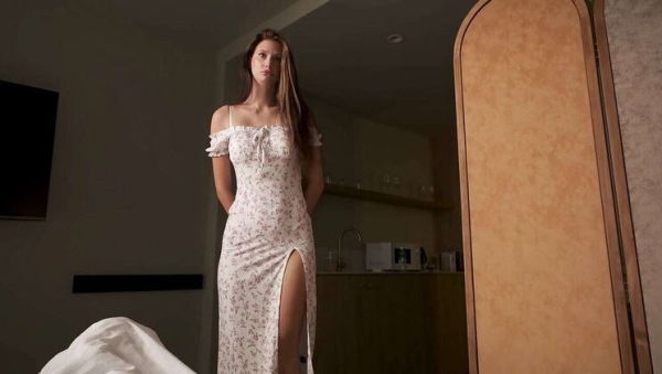 Play uncut scene of : Step Mom Fucked Hard Doggystyle - Blonde Big Booty Homemade